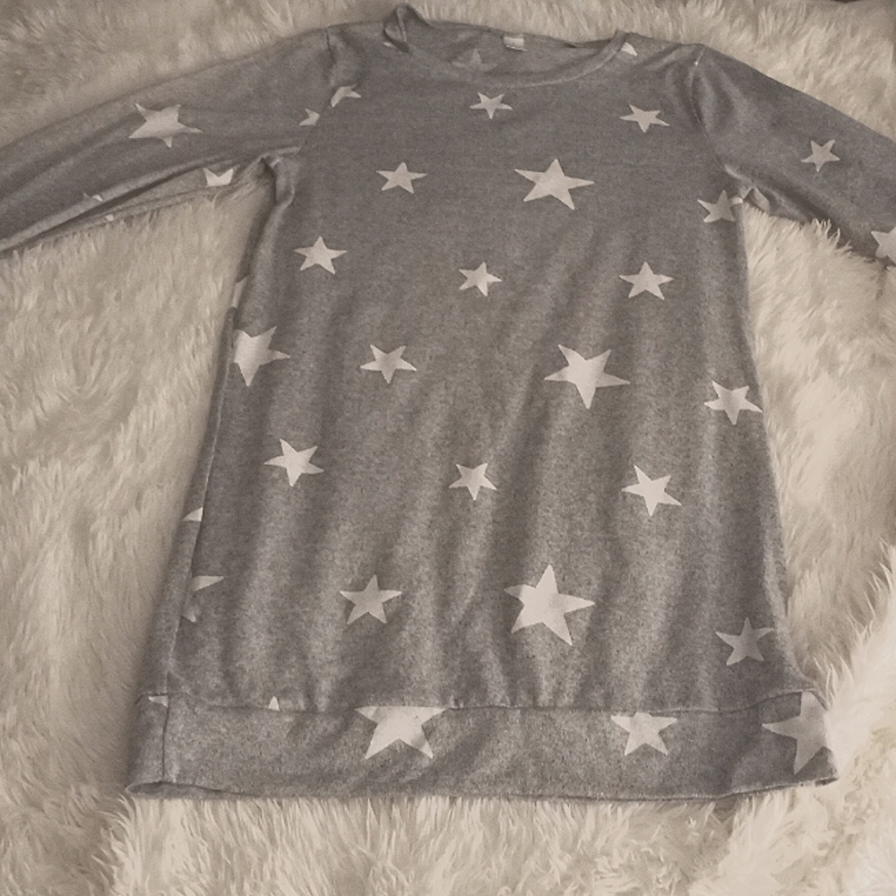 Grey and White star sweatshirt